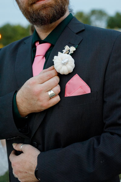 Groom boutonniere detail - Kansas City wedding photography