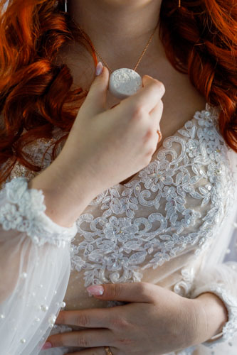 Bridal jewelry detail - Kansas City wedding photography